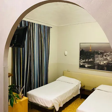 Hotell Ferrucci